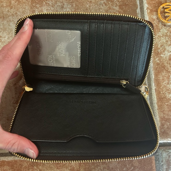 Michael Kors Avril Small TZ Satchel Bag and Wallet - Picture 6 of 8